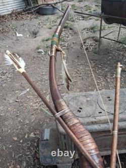 1940s NATIVE AMERICAN SHORT BOW RECURVE/ 2 ARROWS HANDMADE HTF