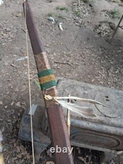 1940s NATIVE AMERICAN SHORT BOW RECURVE/ 2 ARROWS HANDMADE HTF