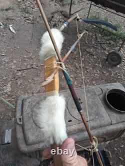 1970s NATIVE AMERICAN SHORT BOW RECURVE/ 2 BEADED ARROWS HANDMADE HTF