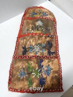 ANTIQUE 19c ESKIMO / INUIT INDIAN BEADED VICTORIAN ERA WALL POUCH