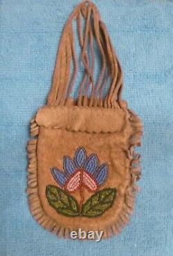 ANTIQUE BEADED POUCH by Native American Tribe Ojibwe Ojibway Ojibwa circa 1907