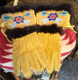 ANTIQUE Native American Beaded Gauntlet/Authentic OJIBWAY Gloves, Moosehide, Glass