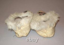Antique Late 1800's Native American Alaska Beaded Moccasins Eskimo Indian Nice