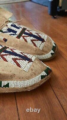 Antique Native American Beaded Cheyenne Moccasins 1900-1910s OLD PARFLESH