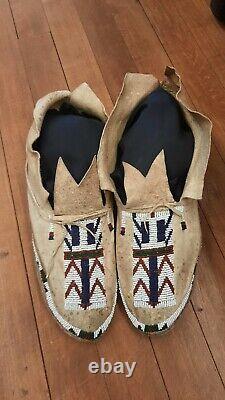 Antique Native American Beaded Cheyenne Moccasins 1900-1910s OLD PARFLESH