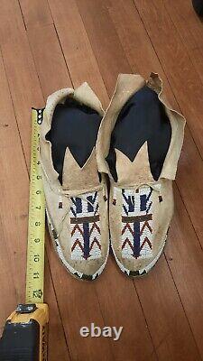 Antique Native American Beaded Cheyenne Moccasins 1900-1910s OLD PARFLESH