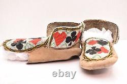 Antique Native American Beaded Cree Moccasins Great Lakes CARD SUIT Pictorial