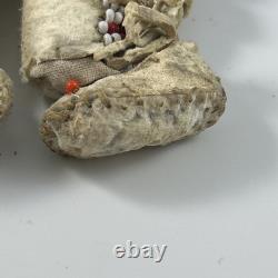 Antique Native American Beaded Hide Doll Buckskin Sioux