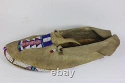Antique Native American Beaded Indian Moccasins AUTHENTIC & INDIAN PRE-OWNED