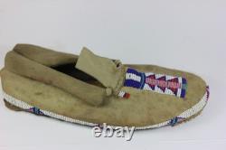 Antique Native American Beaded Indian Moccasins AUTHENTIC & INDIAN PRE-OWNED