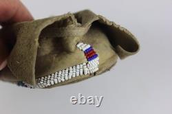 Antique Native American Beaded Indian Moccasins AUTHENTIC & INDIAN PRE-OWNED