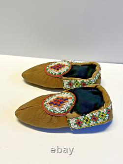 Antique Native American Indian Beaded Woman Moccasins 1880's to 1910s Lot A1