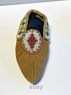 Antique Native American Indian Beaded Woman Moccasins 1880's to 1910s Lot A1