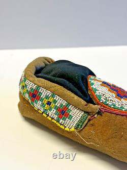 Antique Native American Indian Beaded Woman Moccasins 1880's to 1910s Lot A1