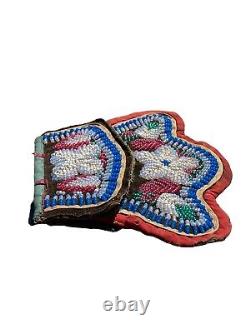 Antique Native American Iroquois Beaded Purse