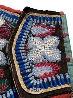 Antique Native American Iroquois Beaded Purse