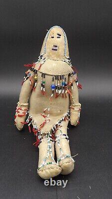 Antique Native American Plains Indian Beaded Female Doll