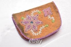 Antique Northwest Coast NATIVE AMERICAN INDIAN BEADED MEDICINE BAG / POUCH