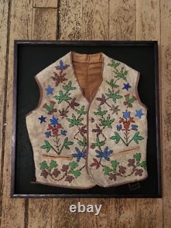 Antique OLD Native American Indian beaded Dakota Eastern Sioux vest 19th c