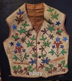 Antique OLD Native American Indian beaded Dakota Eastern Sioux vest 19th c