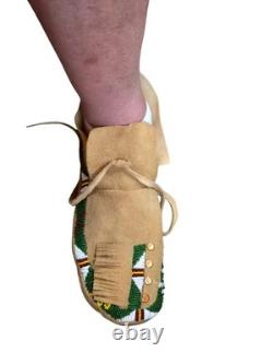Antique Plateau Beaded Moccasins Rare Mens Size 12 Sheepskin Brass Trade Spots