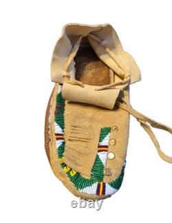 Antique Plateau Beaded Moccasins Rare Mens Size 12 Sheepskin Brass Trade Spots