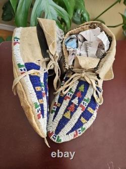 Antique Sioux Indian Beaded Moccasins