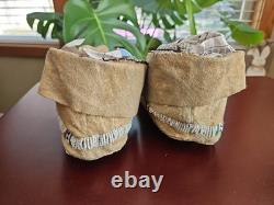 Antique Sioux Indian Beaded Moccasins