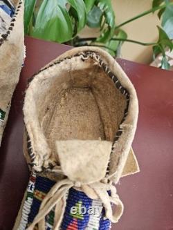 Antique Sioux Indian Beaded Moccasins