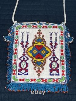 Antique Vintage Native American Hand Beaded Small Purse Tobacco Bag Authentic
