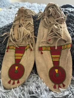 Antique Vintage Native American Indian Beaded Moccasins Chickasaw