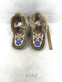 Antique moccasins beaded fur slippers Native American Eskimo hand made Alaska