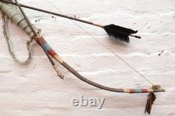 Atq NATIVE AMERICAN INDIAN HAND CRAFTED Beaded BOW AND ARROW WALL HANGING