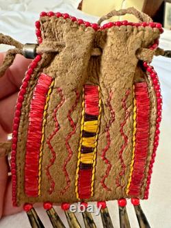 Beautiful Native American Beaded Leather Tobacco Bag, Medicine / Indian Pouch