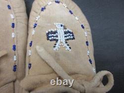 Beautiful Vintage Native American Indian Beaded Maccasins With Thunderbirds
