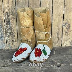 Blackfoot Native American Beaded Moccasins Brain Tanned Leather mid 1900s