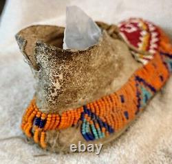 EARLY PLAINS SIOUX INDIAN NATIVE AMERICAN BEADED MOCCASINS BEADS ANTIQUE withsinew