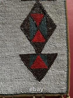 Excellent Antique C. 1900 Native American Northwest Coast Beaded Bag