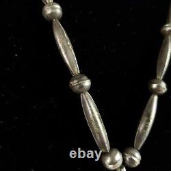 Handmade Native American Navajo Coral Sterling Silver NAJA Beaded Peal Necklace