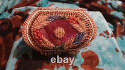 Iroquois Beaded Box Purse 1800s/1900s