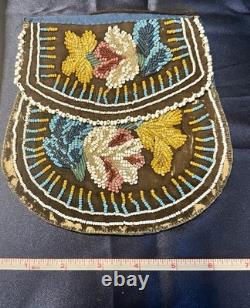 Iroquois Native American Beaded Pouch, Circa 1880, Excellent Condition