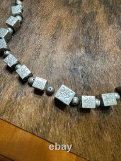LARRY CURLEY Sterling Silver Square CUBE LOOSE BEADS Necklace 78.8 NAVAJO