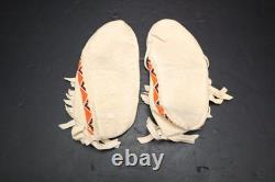 Lakota Sioux Beaded Antique Native American Indian Moccasins Vintage 10