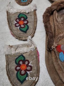 Lot Of 7 Pairs Beautiful Vintage Native American Beaded Moccasins