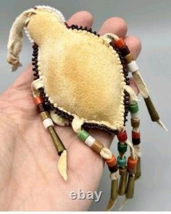 Lovely Native American Lakota Beaded Creature Umbilical Fetish Turtle or Lizard