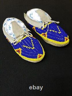 Mens Size 12 Beaded Geometric Design Buckskin Native American Indian Moccasins