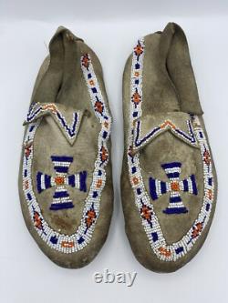 NATIVE AMERICAN BEADED MOCCASINS, Rare Pinwheel Beads, Unknown Age