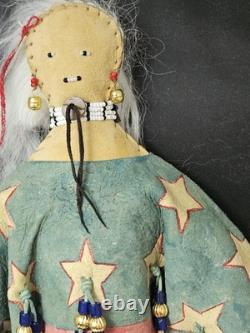 NATIVE AMERICAN INDIAN CHIPPEWA beaded doll NICE