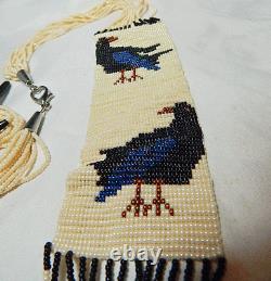 NATIVE AMERICAN INDIAN IOWA, OMAHA beaded bird necklace
