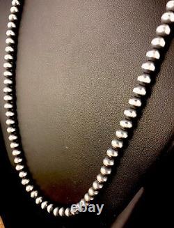 Native American 4mm Sterling Silver Navajo Pearls 20 Hook & Eye Cone Necklace